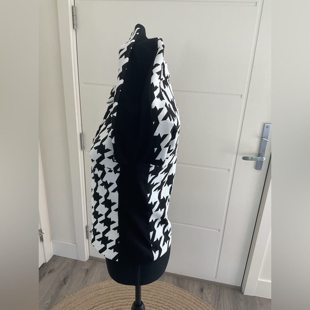 Joseph Ribkoff Veston Textured Black and White Houndstooth Jacket, - Picture 5 of 11